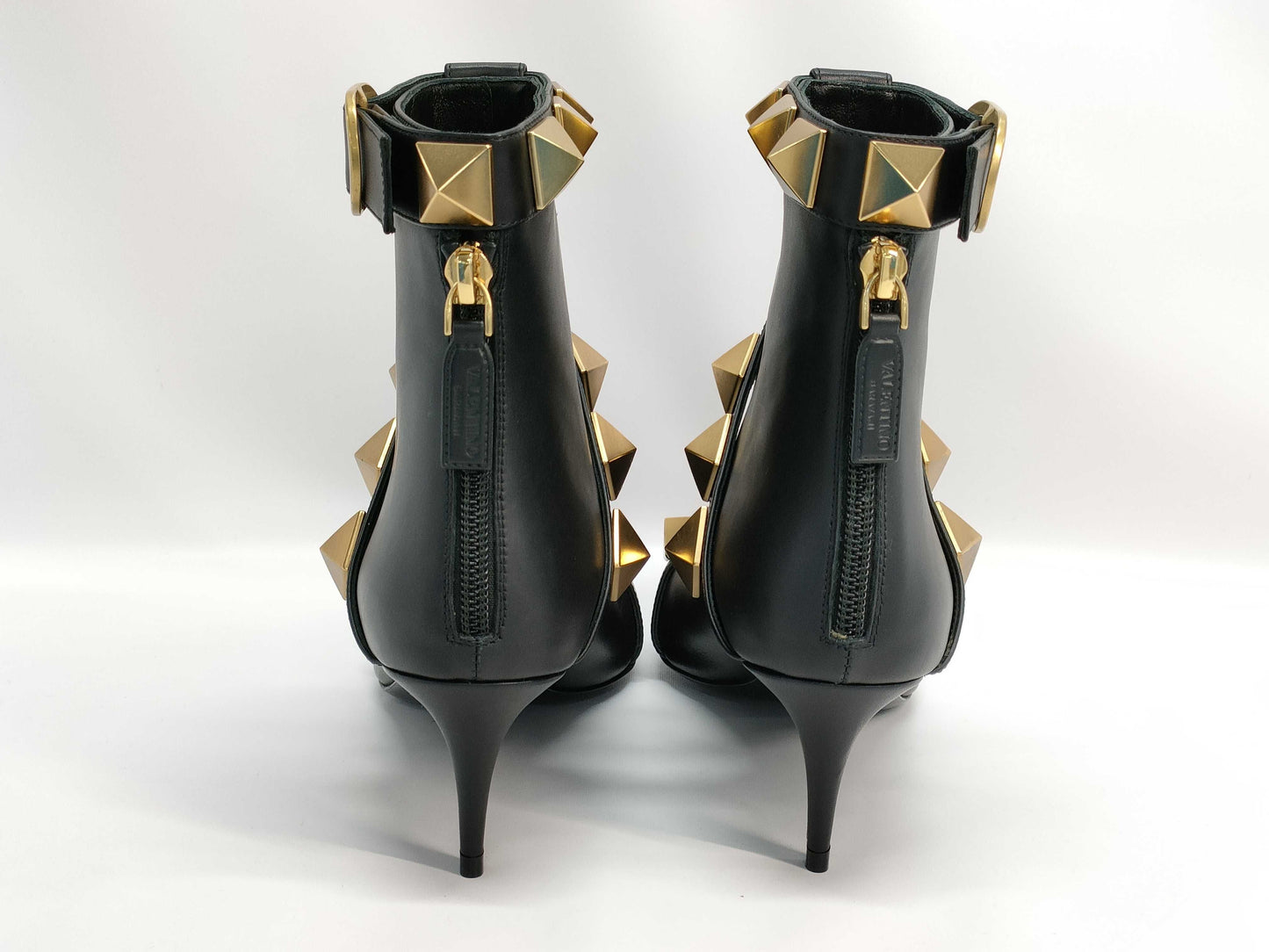 VALENTINO Roman Stud Short Boots Size 35 1/2 Other Shoes