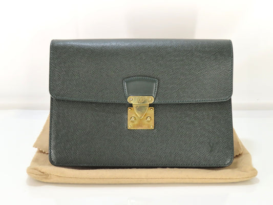 LOUIS VUITTON Taiga Louis Vuitton Taiga Second Bag Clutch Second Bag