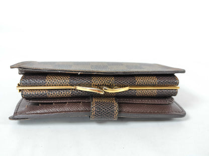 LOUIS VUITTON Damier Folding Wallet with Clasp Closure MI0069