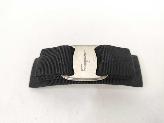 (10311_0123) Salvatore Ferragamo Vara Ribbon Barrette Hair Accessory