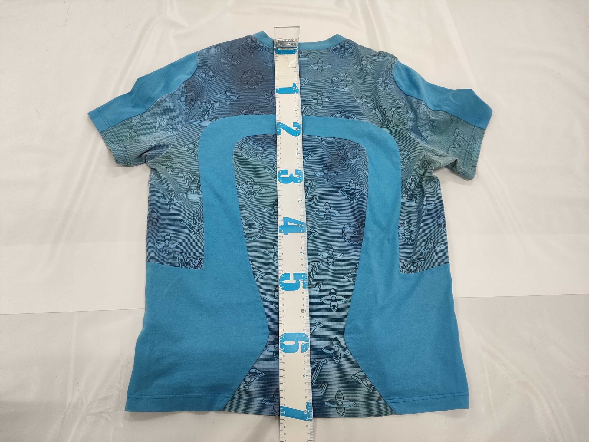 LOUIS VUITTON Louis Vuitton Monogram T-shirt Size L T-shirt