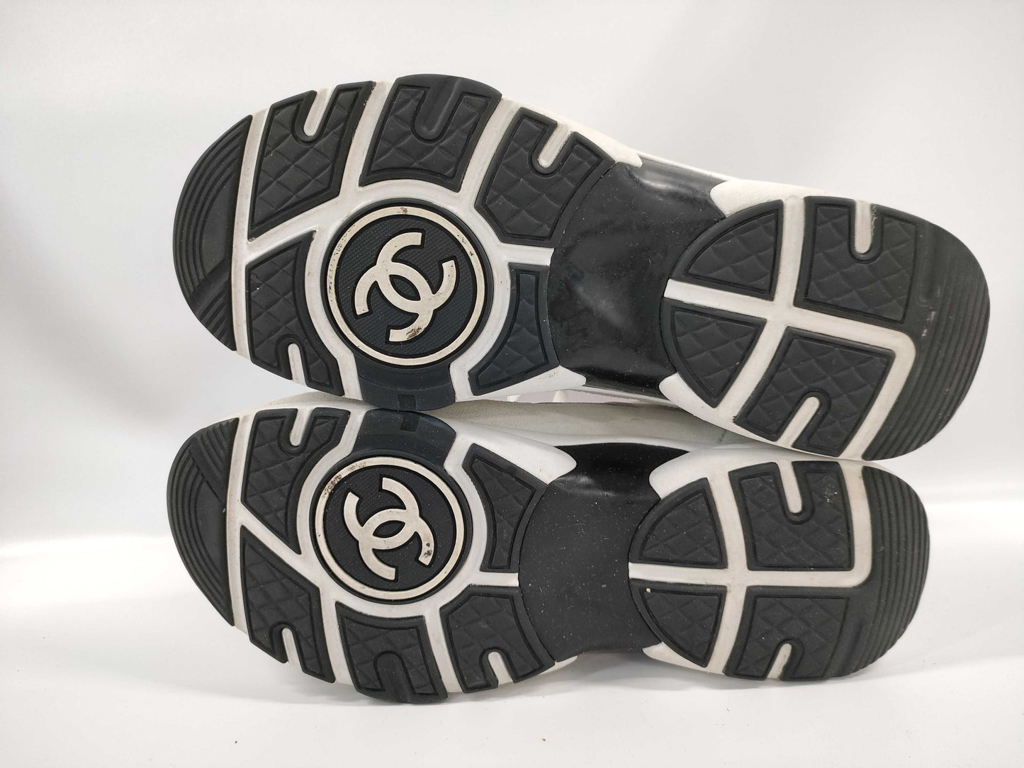 CHANEL Chanel Sneakers Size 36 1/2 with Box and Bag