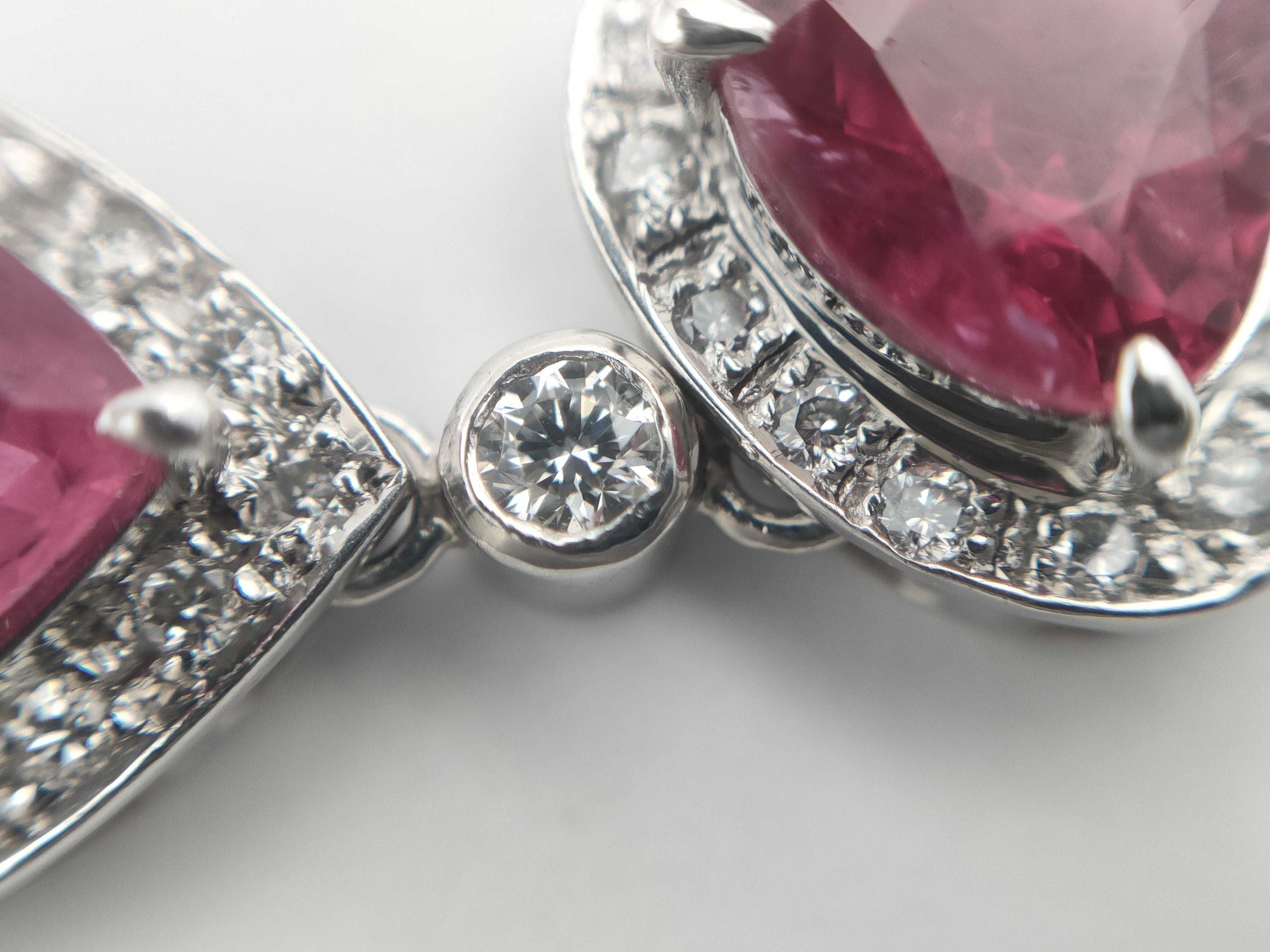 R1.04ct D0.13ct / R1.41ct D0.12ct / R1.37ct D0.12ct PT900 8.6g Pendant Top 