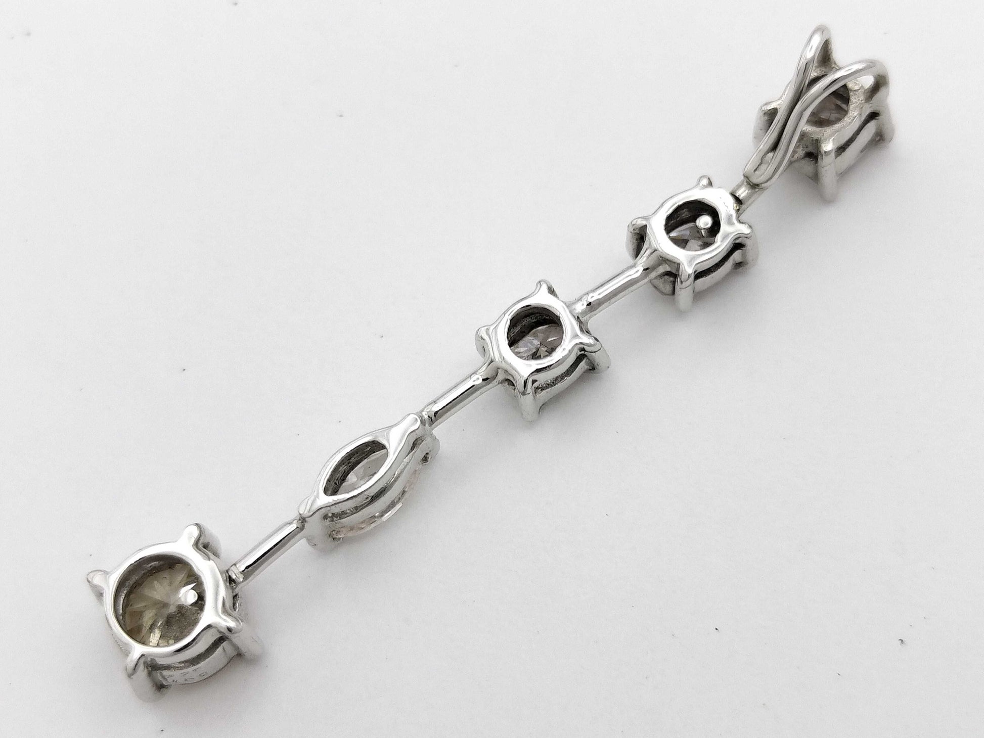 Diamond K18WG 1.6g Pendant Top 