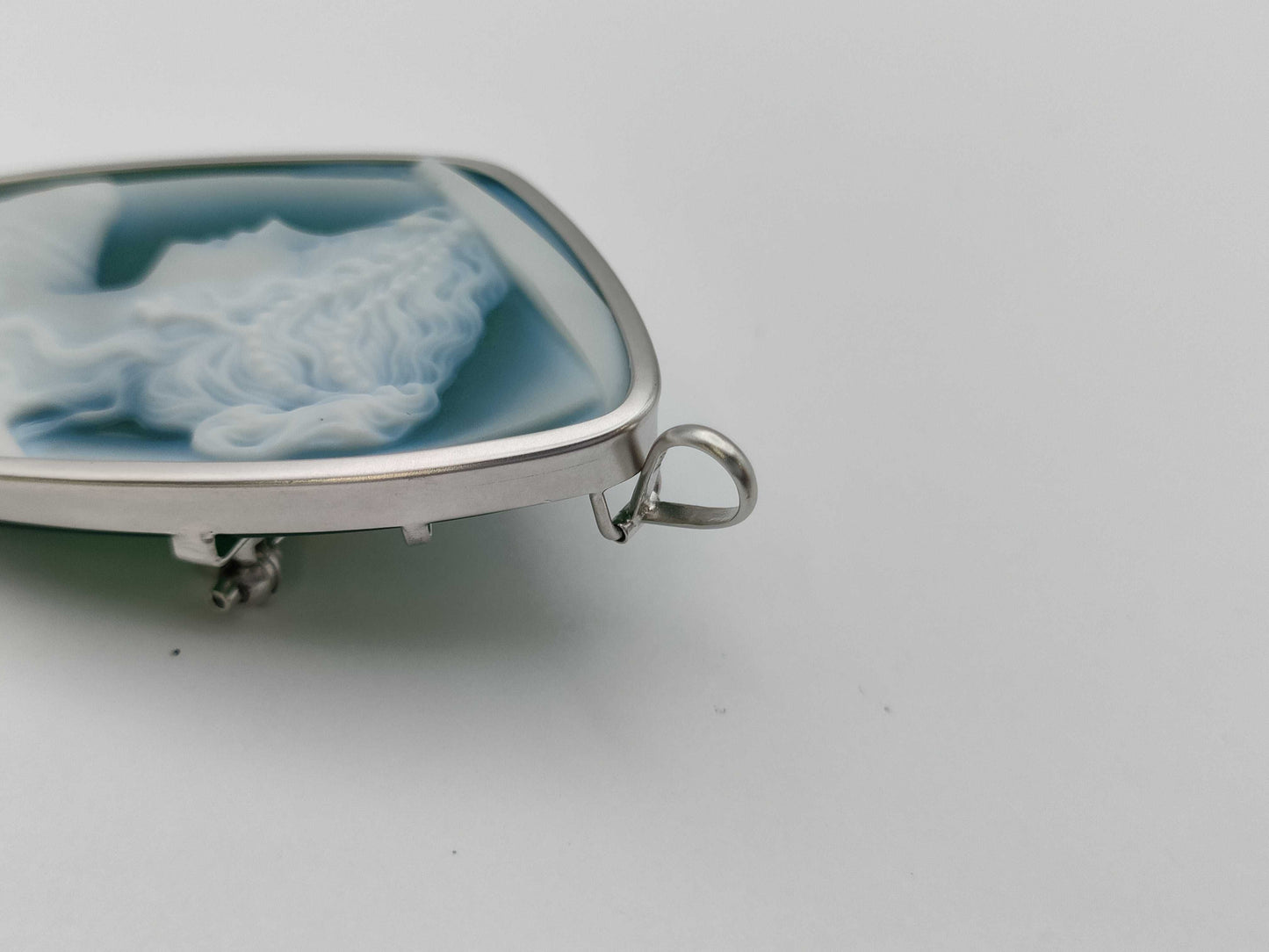 Cameo K14WG 11.6g Brooch 