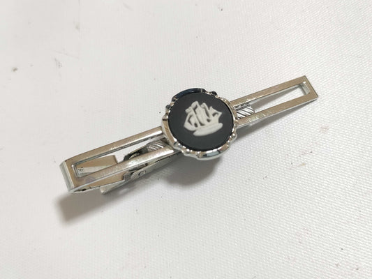 WEDGWOOD Tie Pin and Cufflinks Set