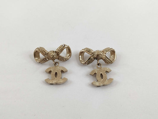 CHANEL Coco Mark CHANEL Coco Mark Ribbon Rhinestone Earrings