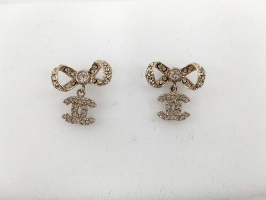 CHANEL Coco Mark CHANEL Coco Mark Ribbon Rhinestone Earrings