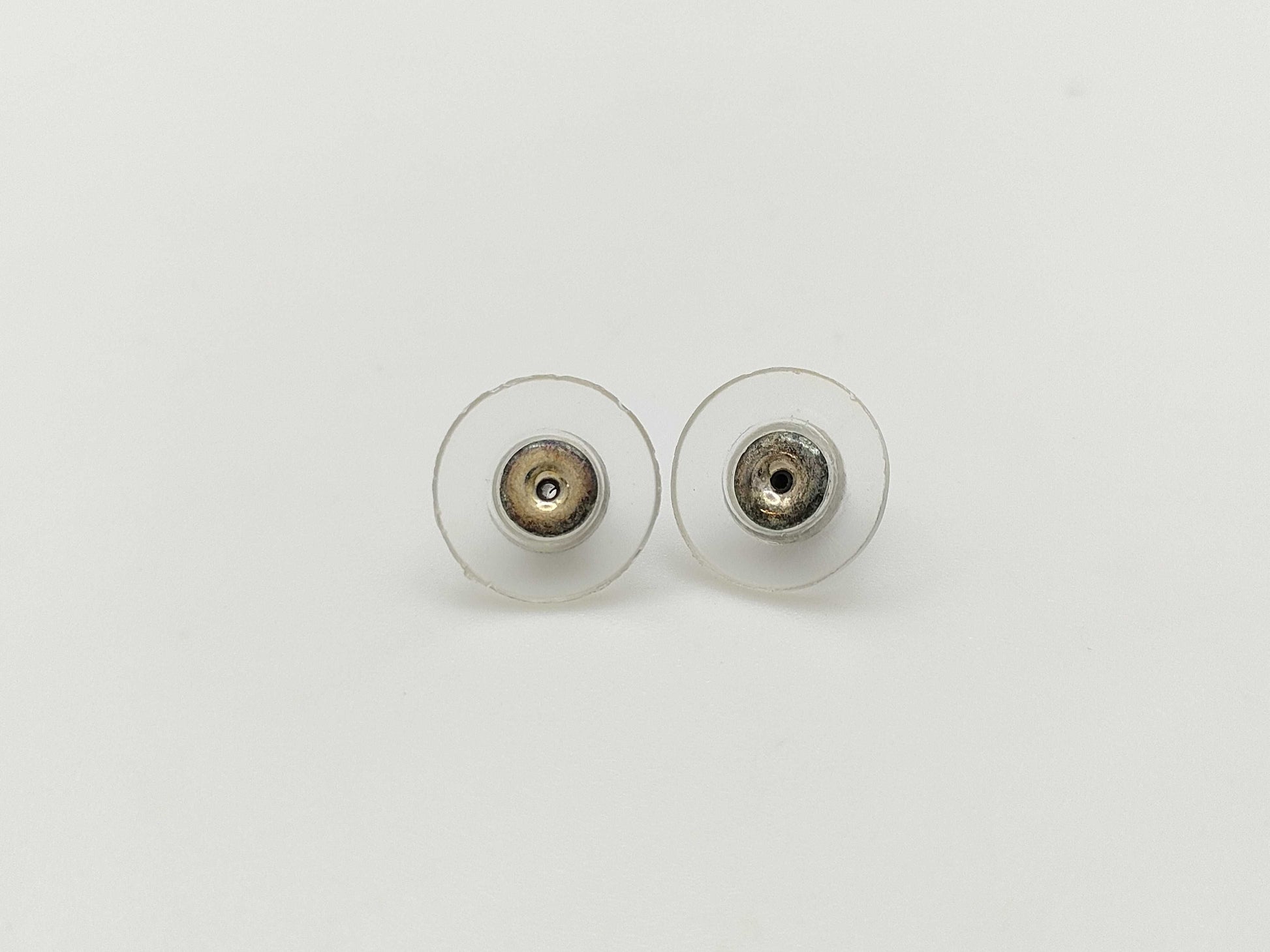 CHANEL Chanel engraved 00T earrings