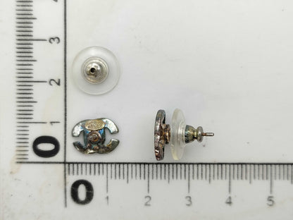 CHANEL Chanel engraved 00T earrings