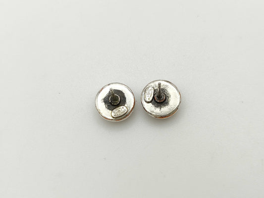 CHANEL Chanel engraved 00T earrings