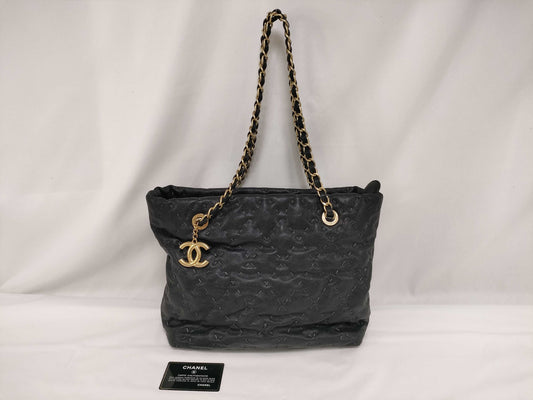 CHANEL Matelasse Caviar Skin Black Tote Bag