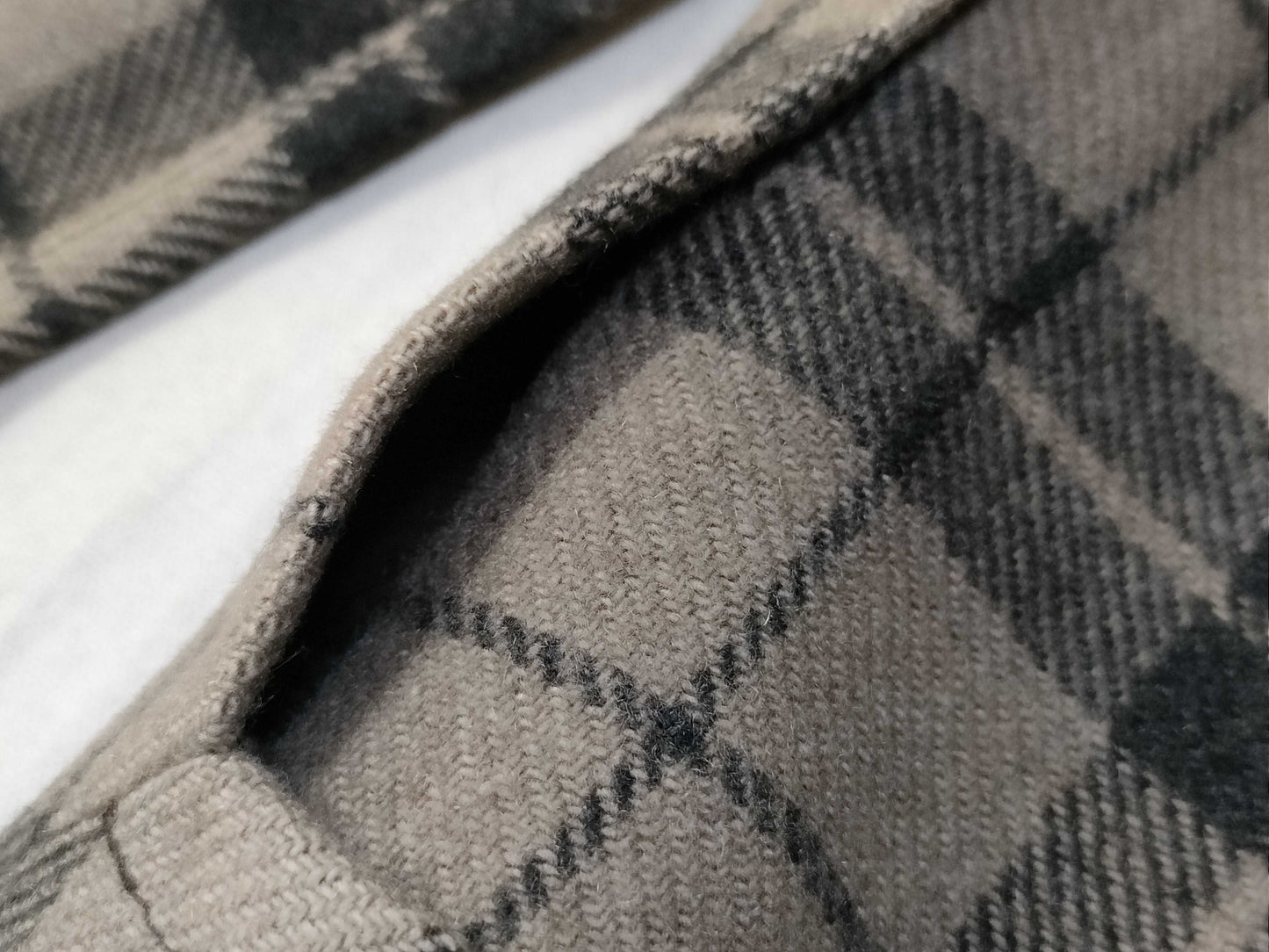 Lardini Checked Cashmere 100% Tailored Jacket Size 44