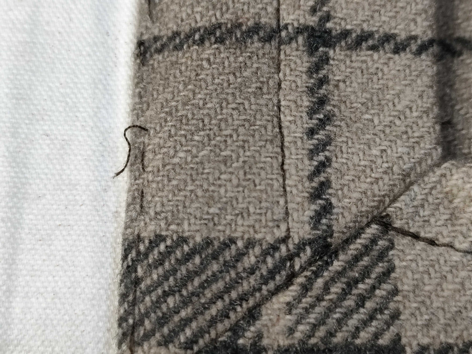 Lardini Checked Cashmere 100% Tailored Jacket Size 44