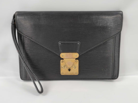 LOUIS VUITTON Epi Leather Second Bag Black Clutch Bag