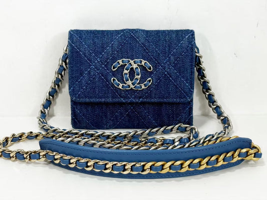 (10305_0008) CHANEL Denim 19 Matelasse Shoulder Bag, W 11cm, Approx. 31st Series [Sealed], Vintage G Hardware, Tri-Color Chain, 31979866