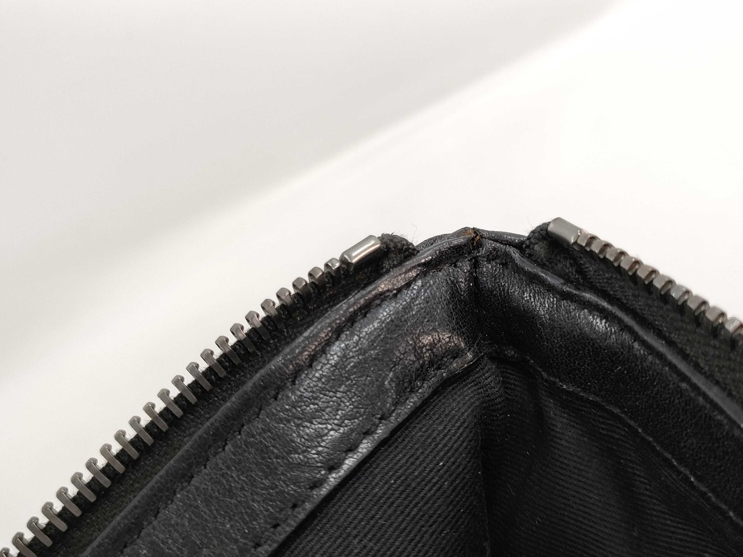 SAINT LAURENT Clutch Bag