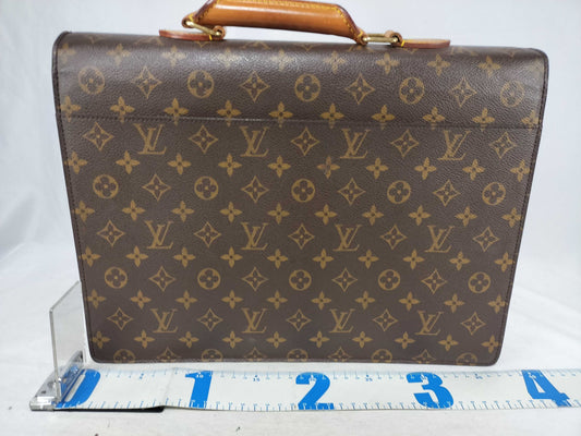LOUIS VUITTON Monogram LV Conseiller Business Bag
