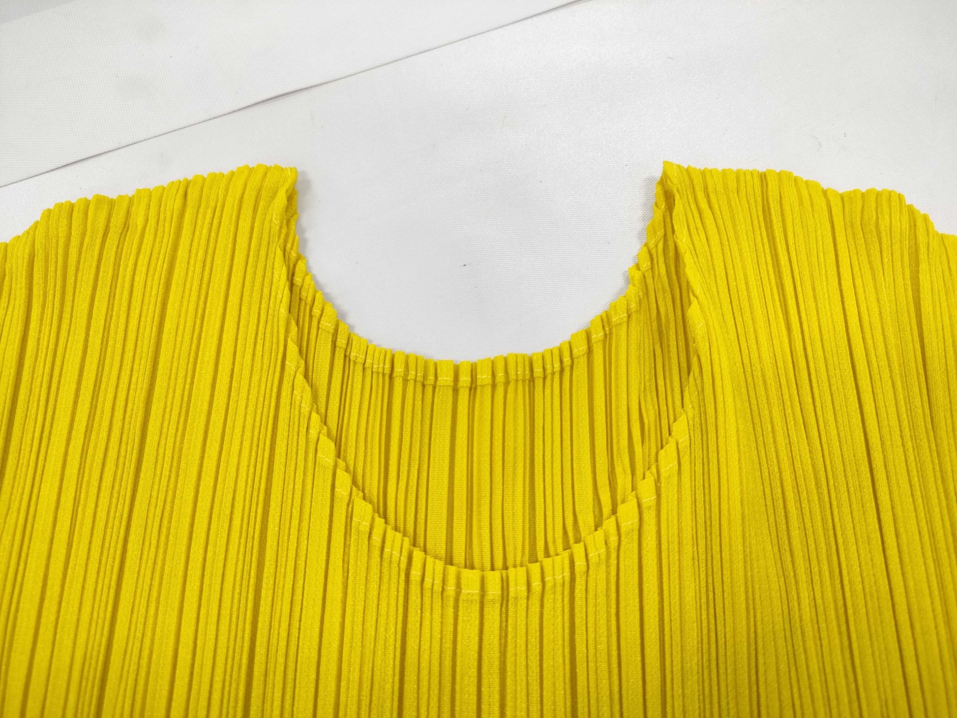 PLEATS PLEASE ISSEY MIYAKE Dress, Tunic, Yellow, Size 3