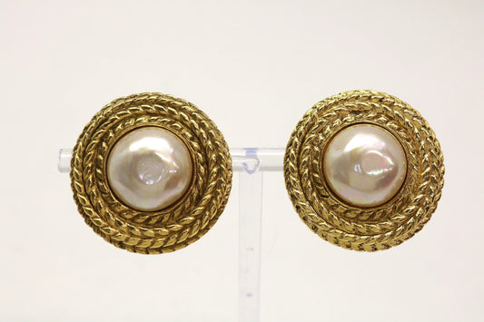 CHANEL pearl earrings