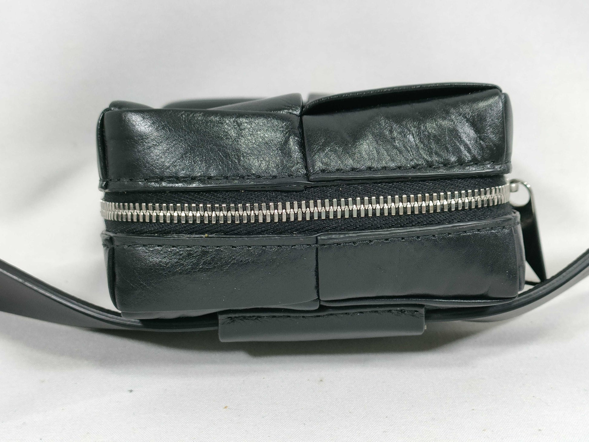 BOTTEGA VENETA Intrecciato BOTTEGA Maxi Intrecciato Belt Bag Waist Bag