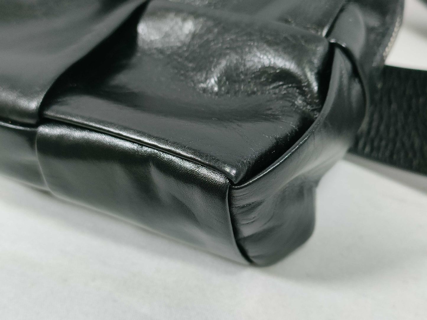 BOTTEGA VENETA Intrecciato BOTTEGA Maxi Intrecciato Belt Bag Waist Bag