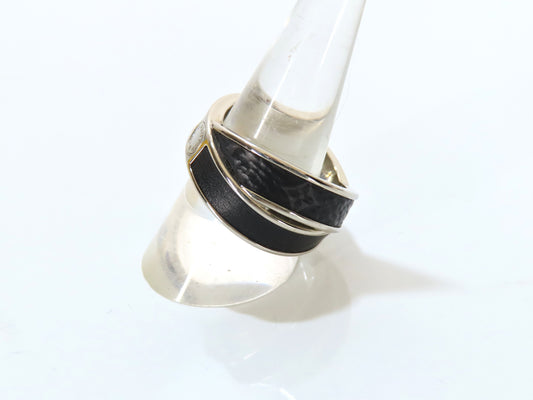 LOUIS VUITTON Monogram Empreinte Ring, Size 22