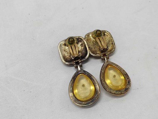 CHANEL Coco Mark 97P Earrings