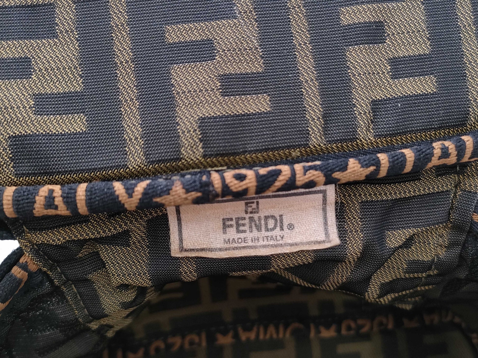 FENDI vanity bag