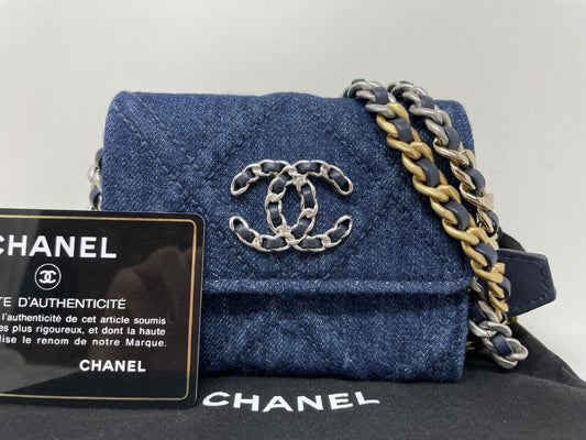 CHANEL Chain Wallet 19 Denim Shoulder Bag with Seal and Card