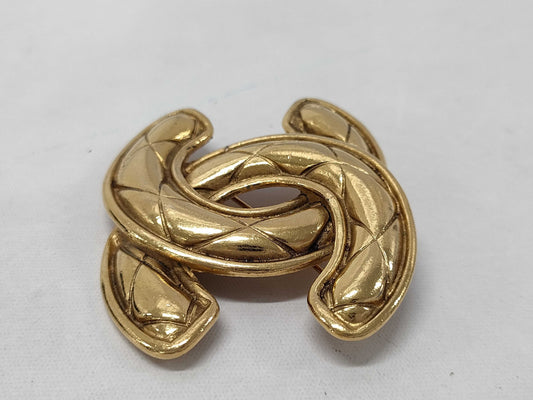 CHANEL CHANEL Brooch Matelasse Coco Mark Brooch