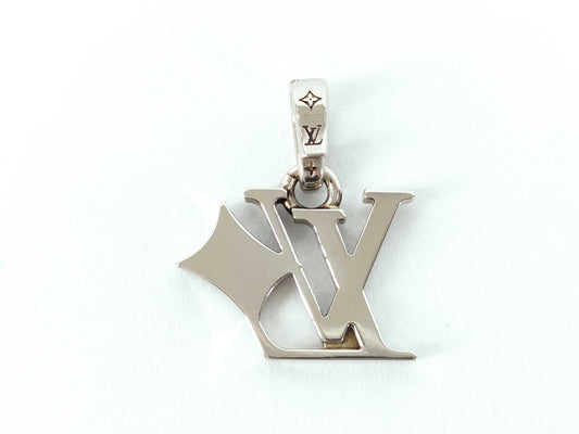 LOUIS VUITTON Charm LV Flower M03091 LE2245 Pendant Top