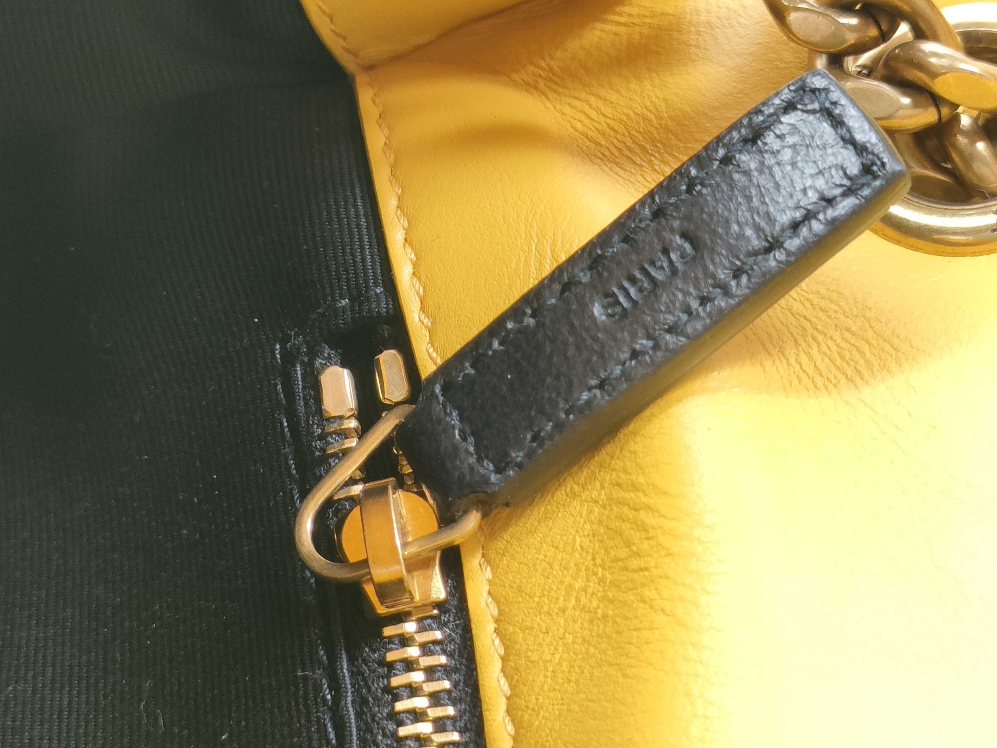 Yves Saint Laurent Unused Niki Chain Shoulder Bag in Raffia