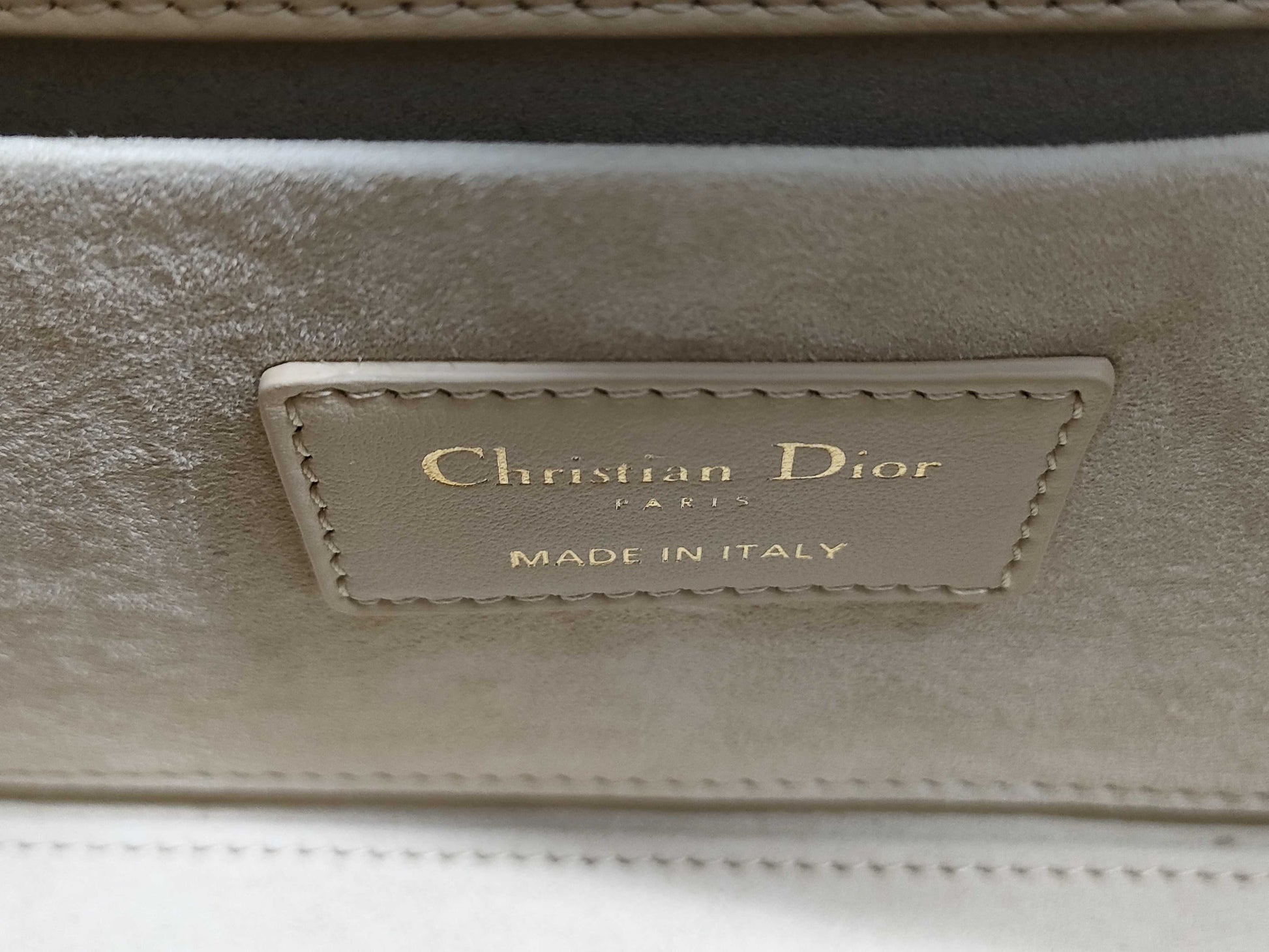 Dior Lady D Joy 2-way Shoulder Bag in Beige, Multicolored with Gold Hardware, Raffia and Calfskin, 04-MA-0293, Handbag
