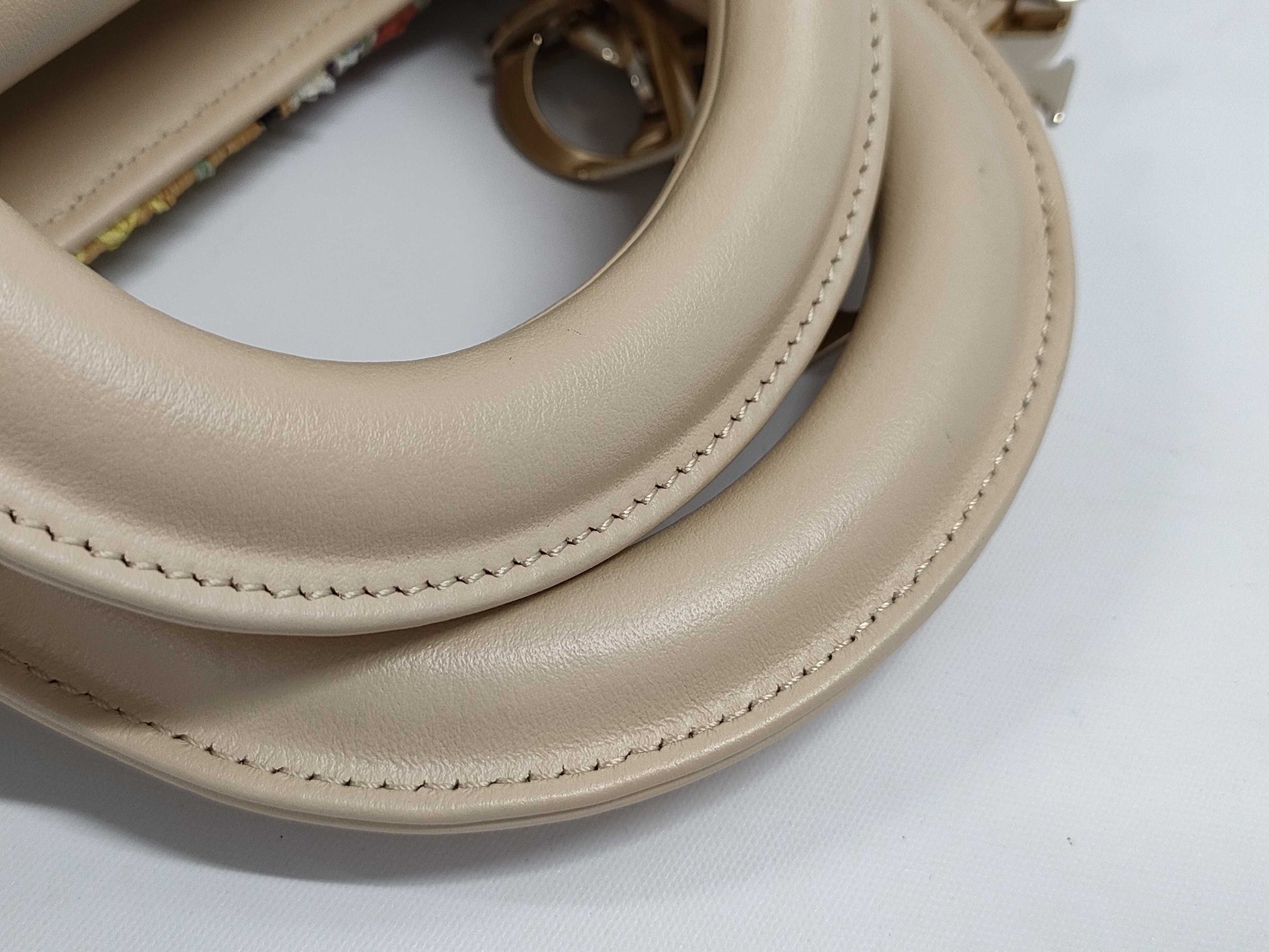 Dior Lady D Joy 2-way Shoulder Bag in Beige, Multicolored with Gold Hardware, Raffia and Calfskin, 04-MA-0293, Handbag