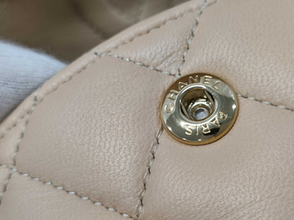 CHANEL Matelasse 25 2-way Double Flap Double Chain A01112 Beige Lambskin Shoulder Bag with Gold Hardware 31165055