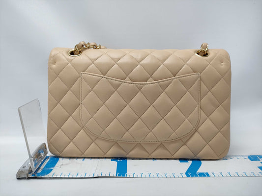 CHANEL Matelasse 25 2-way Double Flap Double Chain A01112 Beige Lambskin Shoulder Bag with Gold Hardware 31165055