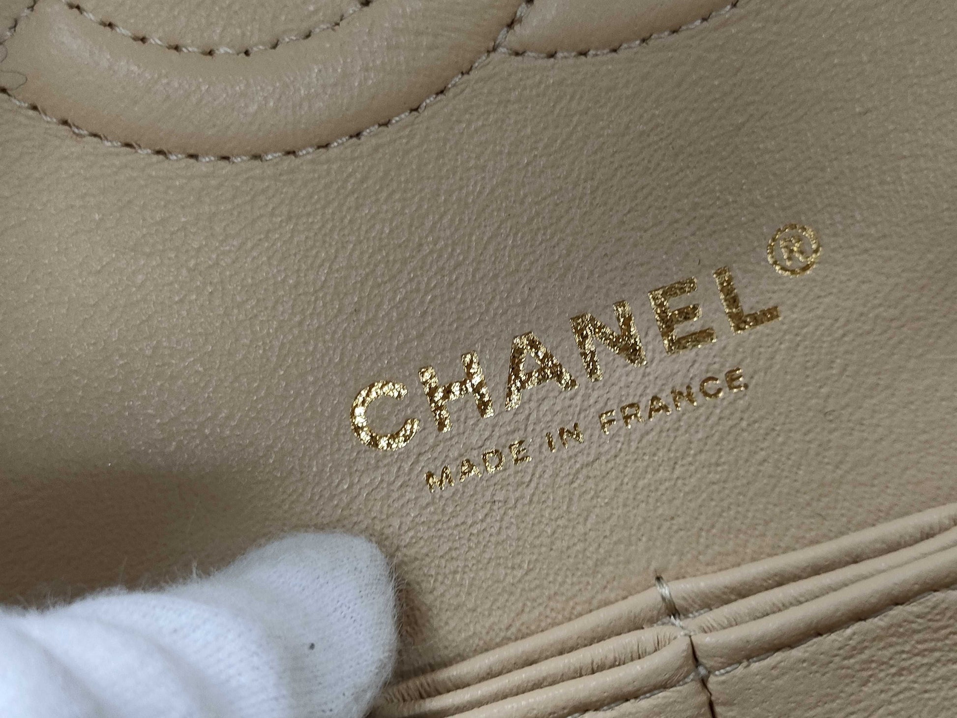 CHANEL Matelasse 25 2-way Double Flap Double Chain A01112 Beige Lambskin Shoulder Bag with Gold Hardware 31165055
