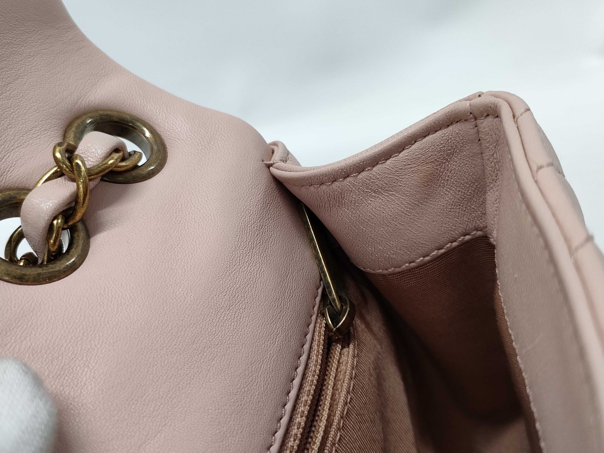 CHANEL Design Stitch Chain Shoulder Bag Pink Beige with Gold Hardware, Lambskin, 23078341 Shoulder Bag