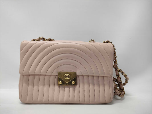 CHANEL Design Stitch Chain Shoulder Bag Pink Beige with Gold Hardware, Lambskin, 23078341 Shoulder Bag