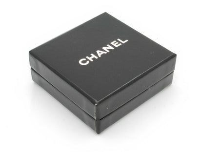 CHANEL beret brooch