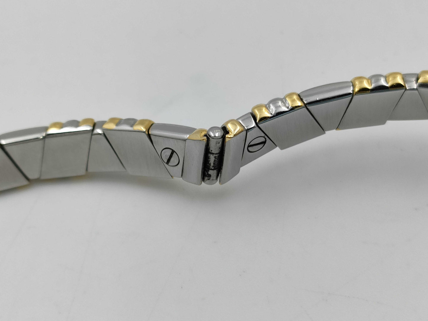 1E70-5240 711914 Quartz Unmoving Women's Watch