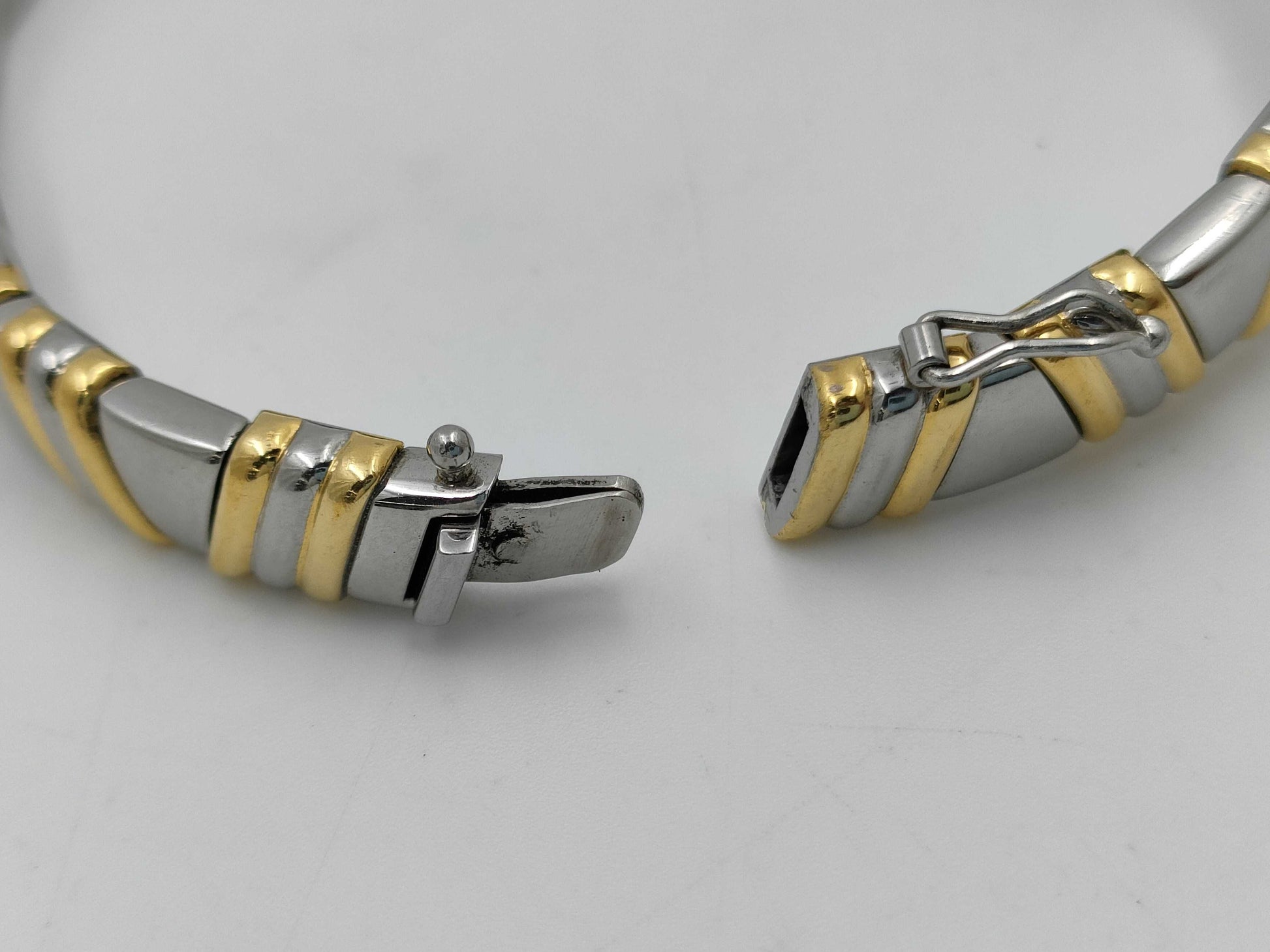 1E70-5240 711914 Quartz Unmoving Women's Watch