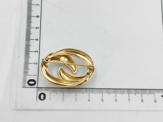Dior brooch
