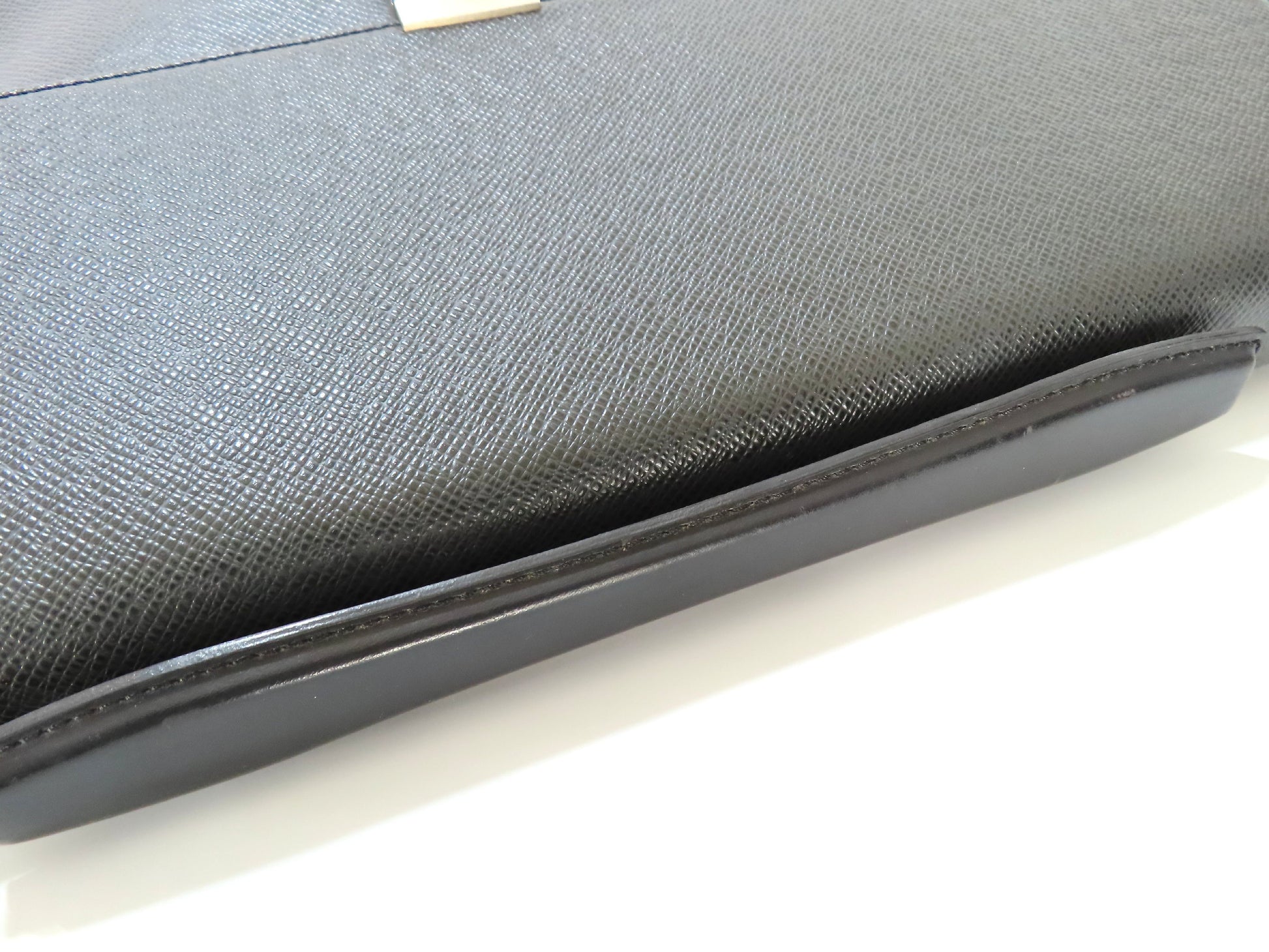 LOUIS VUITTON Angara M30772 Business Bag