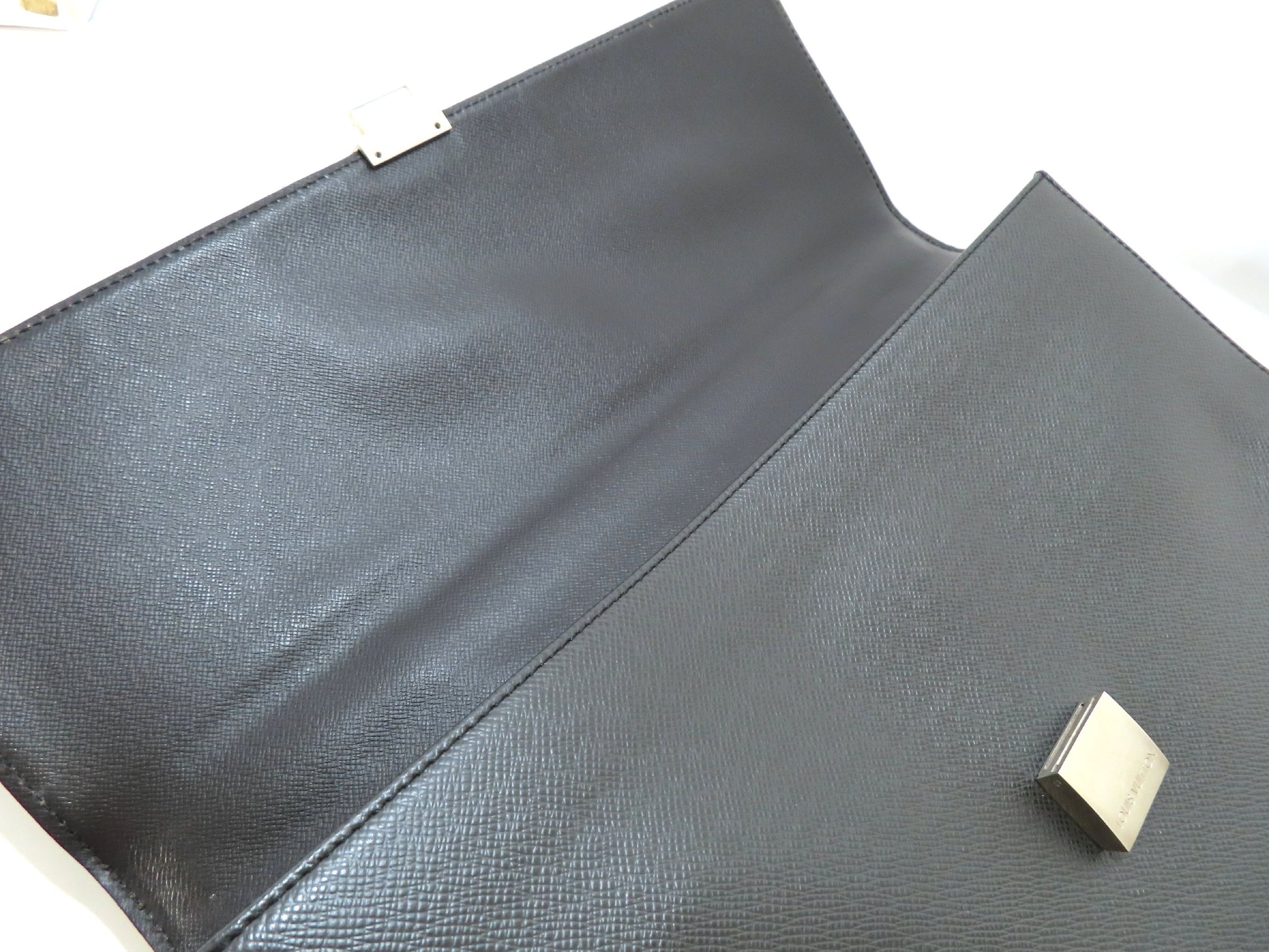 LOUIS VUITTON Angara M30772 Business Bag