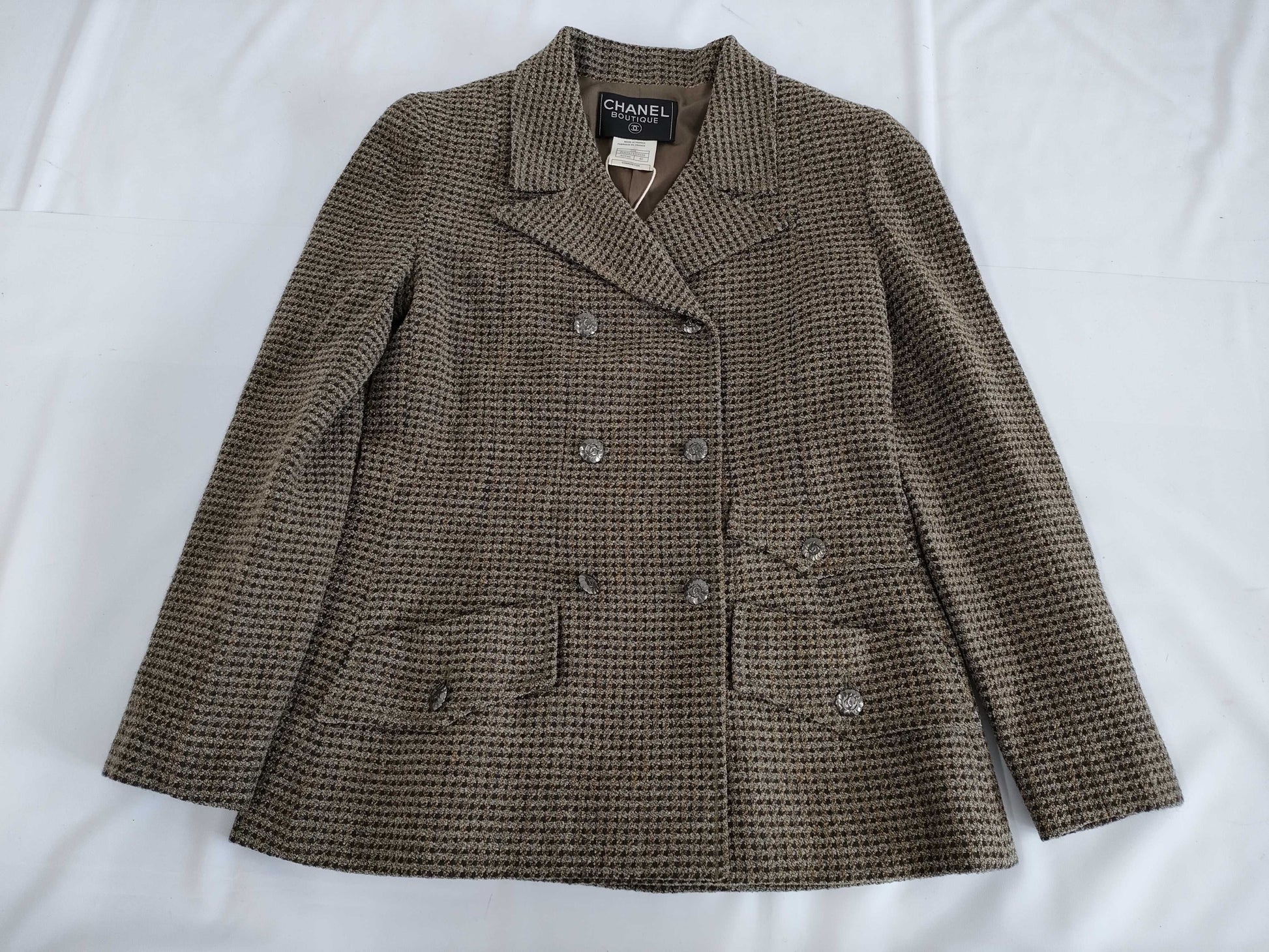 CHANEL FLOWER COCO MARK BUTTON DOUBLE TAILORD JACKET Size 40 Jacket