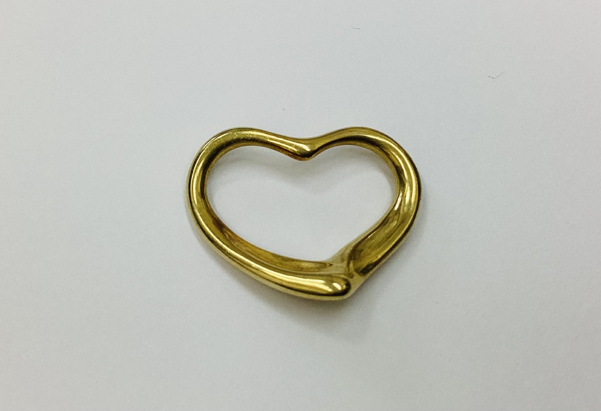 Tiffany & Co. Open Heart 18K 3.7g Pendant Top 