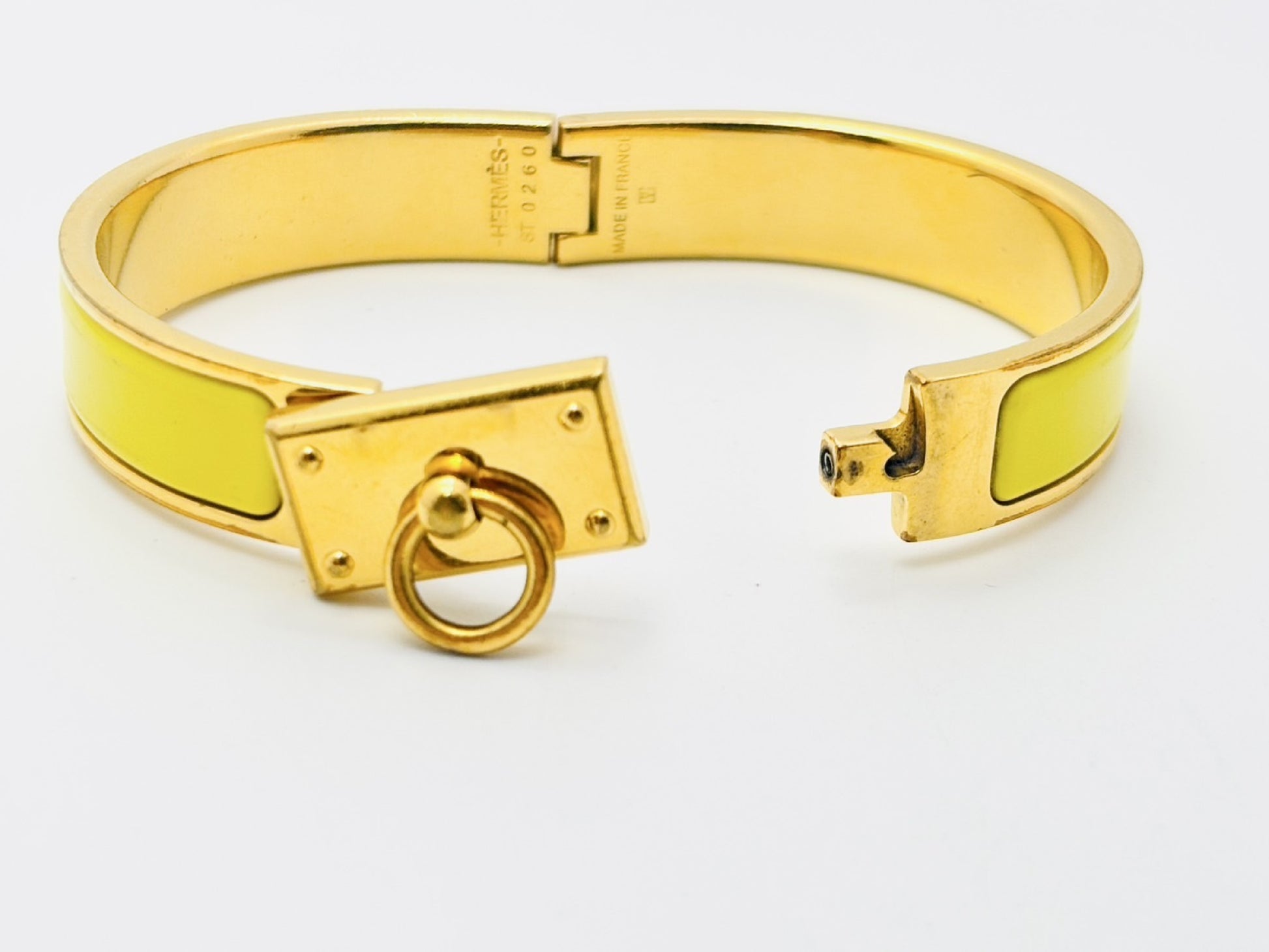 HERMES Click Annau Bracelet in Yellow and Gold