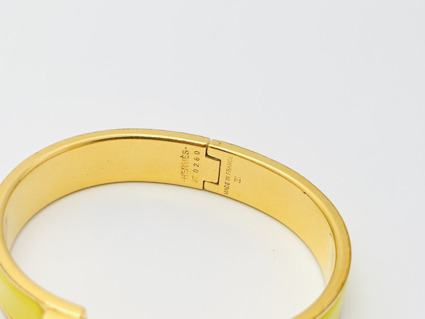 HERMES Click Annau Bracelet in Yellow and Gold